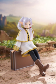 Frieren: Beyond Journey's End PVC Figure Desktop Cute Frieren (Trunk Case Ver.) Reissue 13 cm - PRE-ORDER