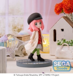 Spy x Family Luminasta PVC Figure Anya Forger Stylish Look Vol. 1 15 cm