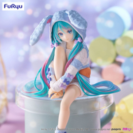 Hatsune Miku Noodle Stopper PVC Figure Hatsune Miku Rabbit Ear Hood Pajama Blue Color Ver. 14 cm - PRE-ORDER