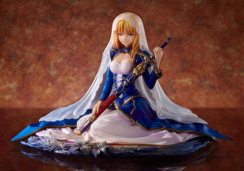 Fate/Grand Order 1/7 PVC Figure Saber Garden of Avalon 14 cm - PRE-ORDER