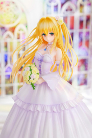 To Love-Ru Darkness 1/7 PVC Figure Golden Darkness Wedding Dress Ver. 23 cm - PRE-ORDER