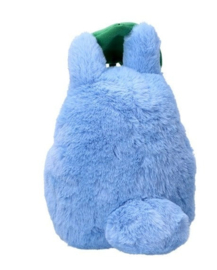 Studio Ghibli My Neighbor Totoro Nakayoshi Plush Figure Medium Totoro with leaf 20 cm