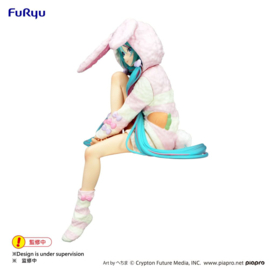 Hatsune Miku Noodle Stopper PVC Figure Rabbit Ear Hood Pajama 14 cm