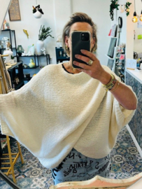 Prachtige poncho/Trui