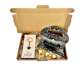 Leuk geslaagd cadeau met sleutelhanger en toffees