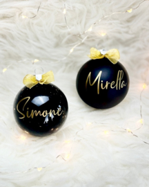 Elegante Zwarte Glazen Kerstbal met Naam (7 cm)