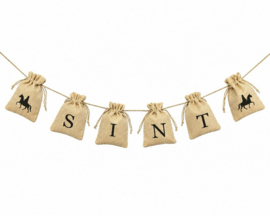 Sinterklaasslinger met 6 zakjes