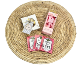 Verwenset voor haar – Thee, chocolade &  handverzorging