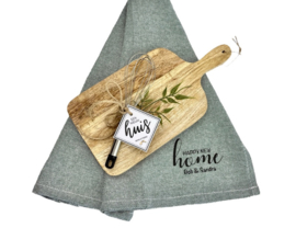 Gepersonaliseerde Housewarming Cadeauset – Theedoek, Snijplank & Garde