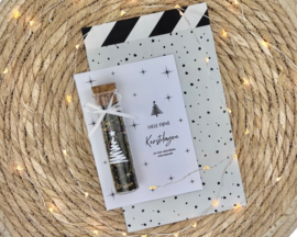 Kerstkaart met Glazen Buisje Verse Thee