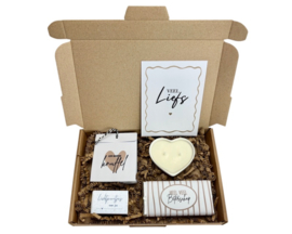 Beterschap cadeau brievenbus | Kaars, thee & chocolade