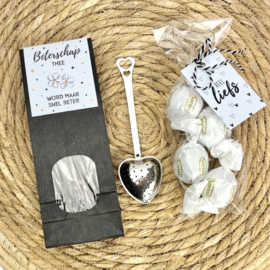 Beterschap brievenbuscadeau met thee, chocolade en theezeef