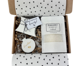 Brievenbus cadeaupakket voor kraamverzorgster