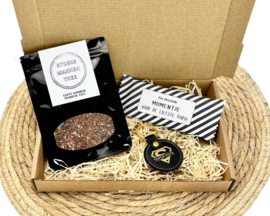 Vaderdagcadeauset voor papa of opa – thee, chocolade & sleutelhanger