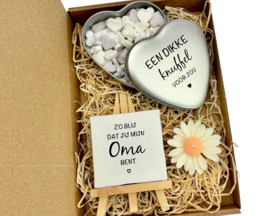 Brievenbus cadeaupakket – Een dikke knuffel voor jou (voor mama of oma