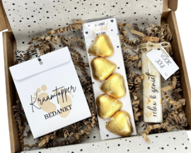 Bedankje Kraamverzorgster – Cadeaupakket met Thee, Chocolade en Badzout