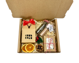 Kerstcadeau pakket met chocolade & thee