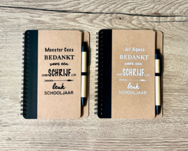 Gepersonaliseerd Eco Notitieboekje met Pen voor Juf/Meester - Bedankt!