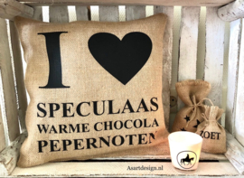 Sinterklaas kussen “I love speculaas, warme chocola, pepernoten”