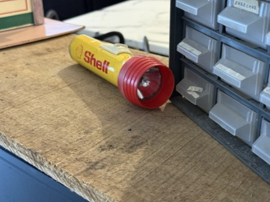 Vintage Shell batterijzaklamp