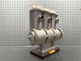 VERKOCHT Driecilindermotor lesmodel