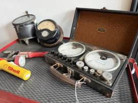 Vintage Belgische Radio-Servicetester – H. Gryson Oostkamp