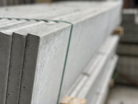 Betonplaat lengte 2 meter, hoogte 40 centimeter (standaard)