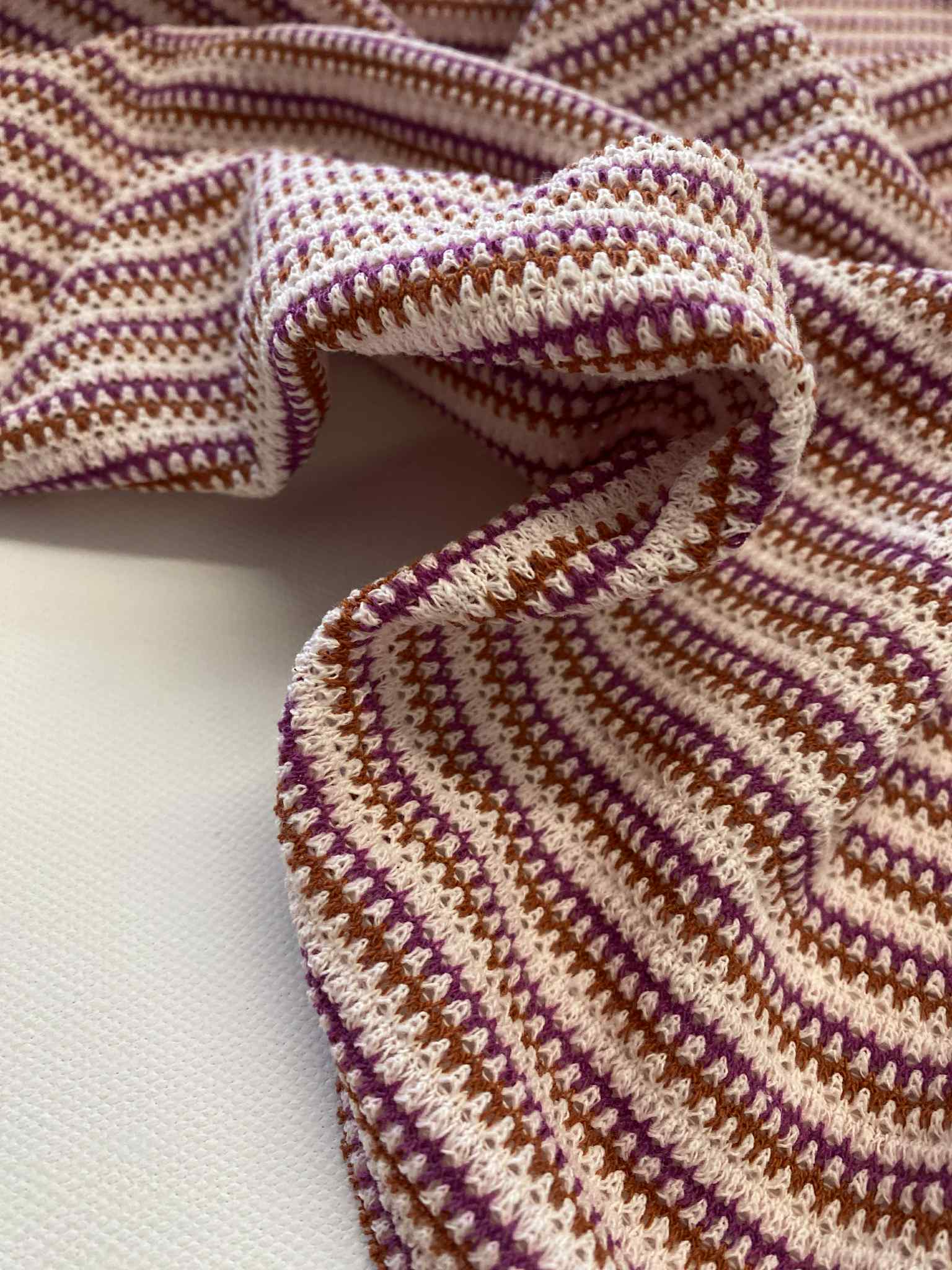 Rekbare comfy crocket - strepen - Fuchsia