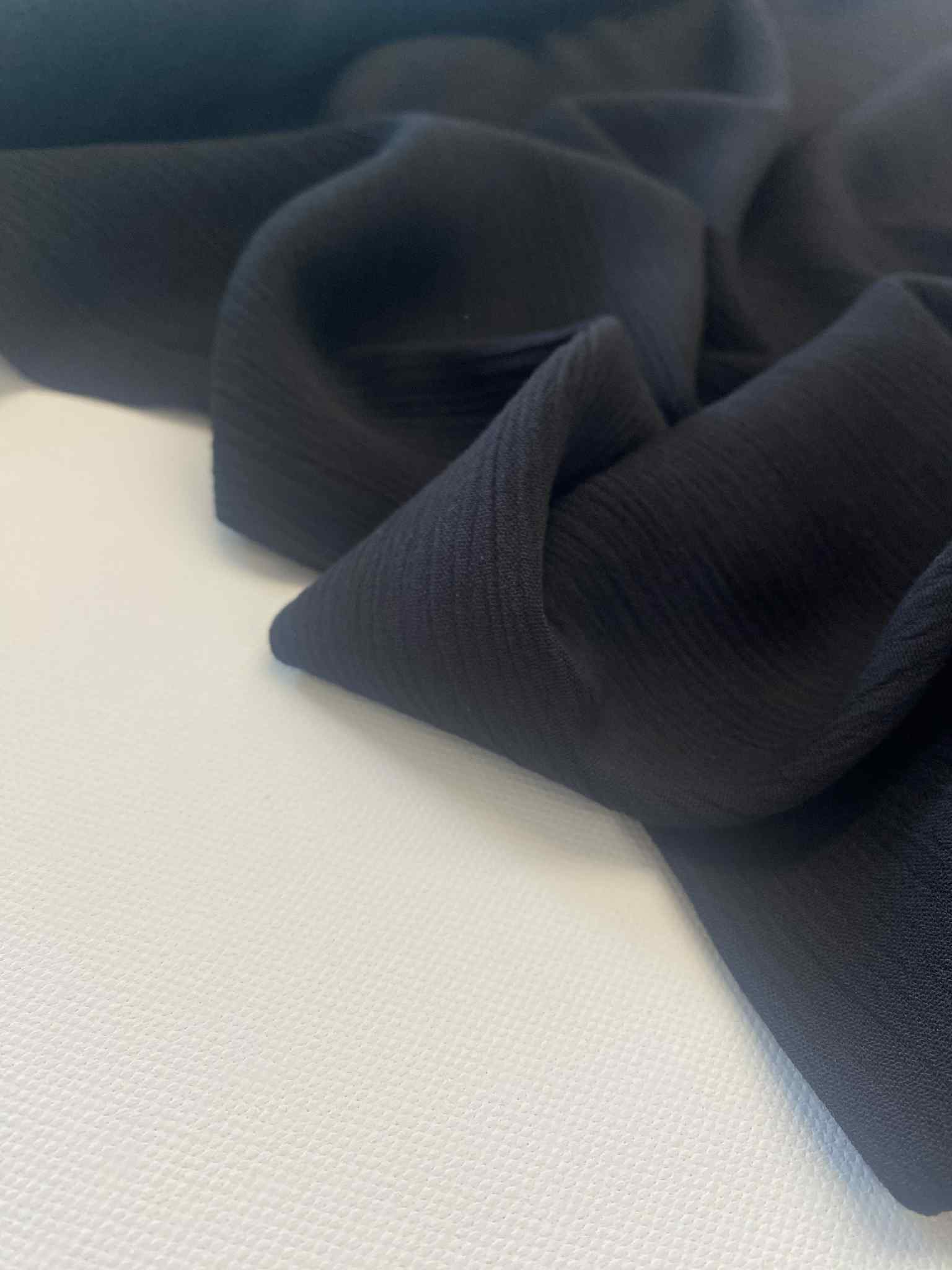 Viscose Crinkle - Zwart