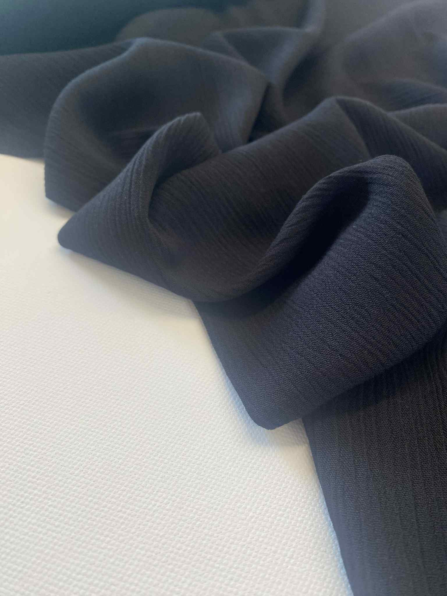 Viscose Crinkle - Zwart