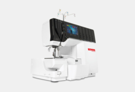 Bernina L 890