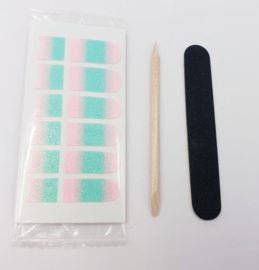 KISS GEL DRESS UP TO 2- WEEK WEAR 40 GEL STRIPS