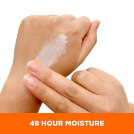 CND SPA MANICURE AMANDEL VERHELDEREND MASKER VOOR HANDEN 320G