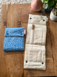 Bag (etui) voor DPN naalden / Blauw met witte bloemetjes