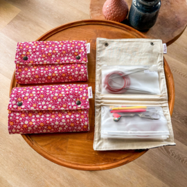 Bag (etui) voor vaste rondbreinaalden  / Roze met kleine bloemetjes