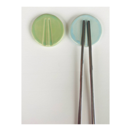 set chopstick holders - green and light blue