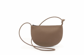 Farou half moon bag cacao - Monk & Anna