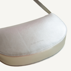 Farou half moon bag zilver - Monk & Anna