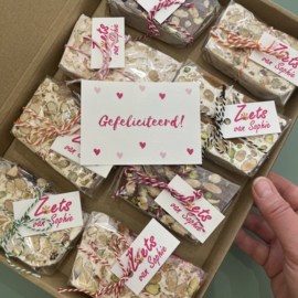 Verjaardag doos Nougat (8 stuks).  Gratis verzending