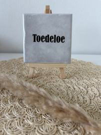 Toedeloe grijs