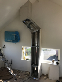 7 meter dubbelwandig kanaal binnendoor geïnstalleerd