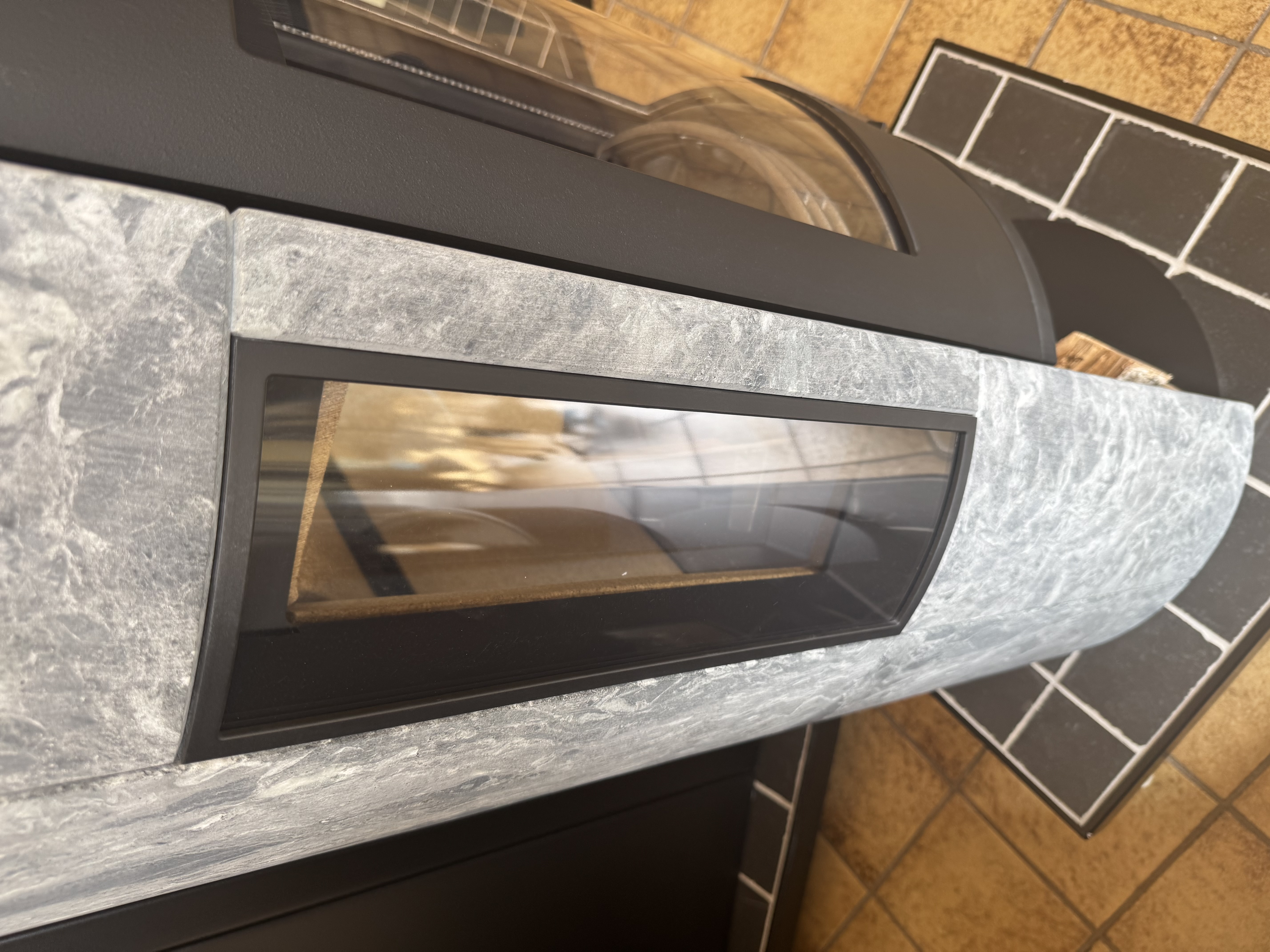 Contura 556 T Style zwart (speksteen)
