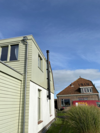 4,5 meter dubbelwandig kanaal zwart gecoat buitenom geïnstalleerd