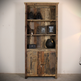Boekenkast truckwood