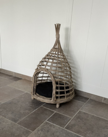 Durchbrochenes Tipi (44 x 44 x 80 cm)