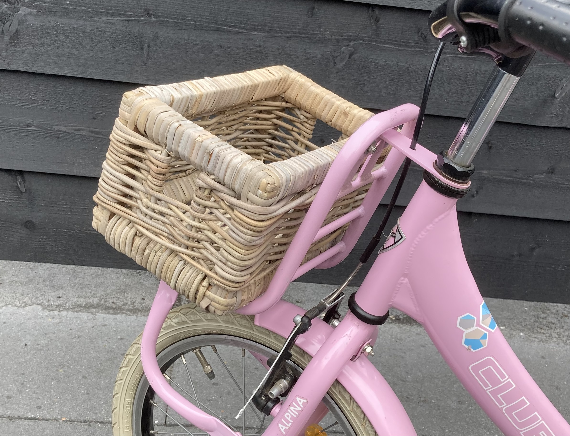Small rectangular bicycle basket (28x18x15cm)