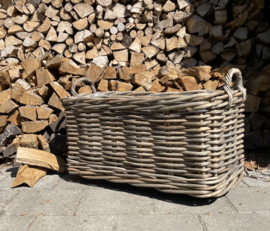 Länglicher Kamin-Korb aus grobem Rattan (auf Rollen) (85 x 45 x 45 cm)