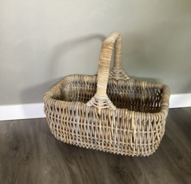 Reading basket with handle (40x30x20cm)