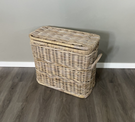 Hoge koffermand met klep (60x30x55)