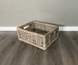 Sleek rectangular storage basket (45x35x19cm)